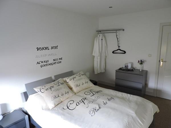 B&B Carpe Diem # Linea Maaseik Exterior foto